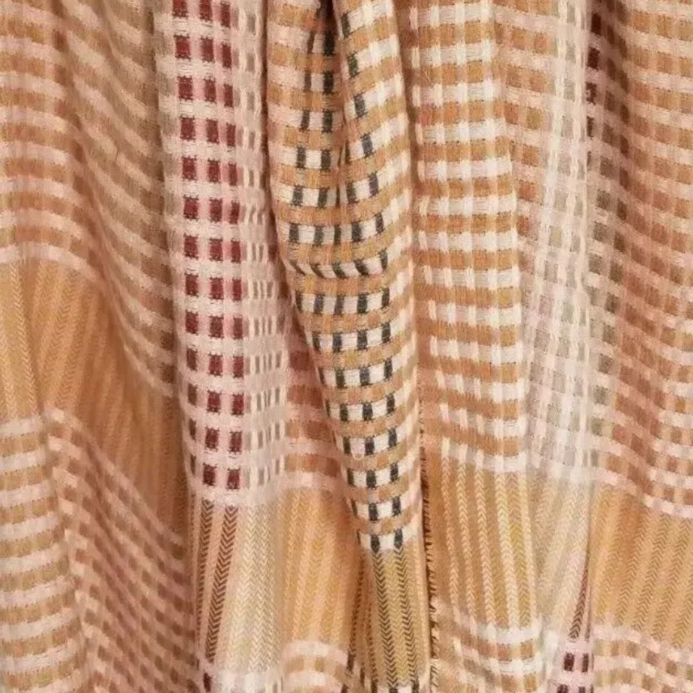 NWT Vince Camuto Womens One‎ Size Woven Plaid Print Fringe Scarf Neutral Colo…